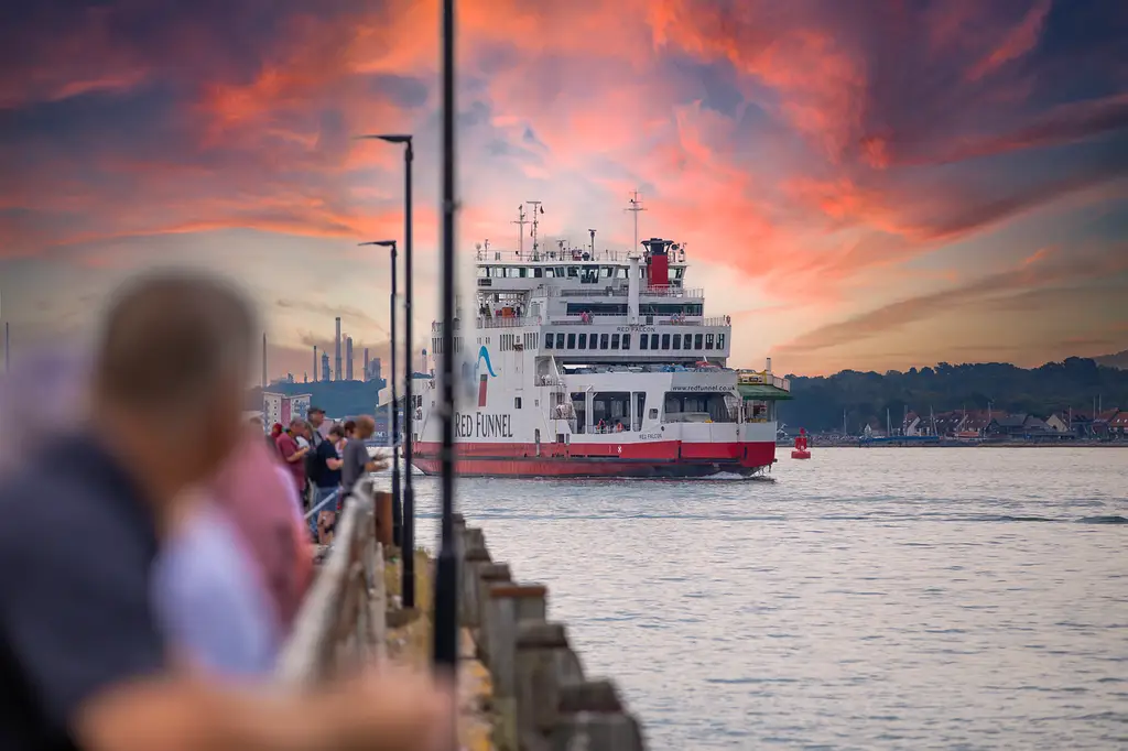 ferry, ship, port, dock, pier, trasnport, southampton, england