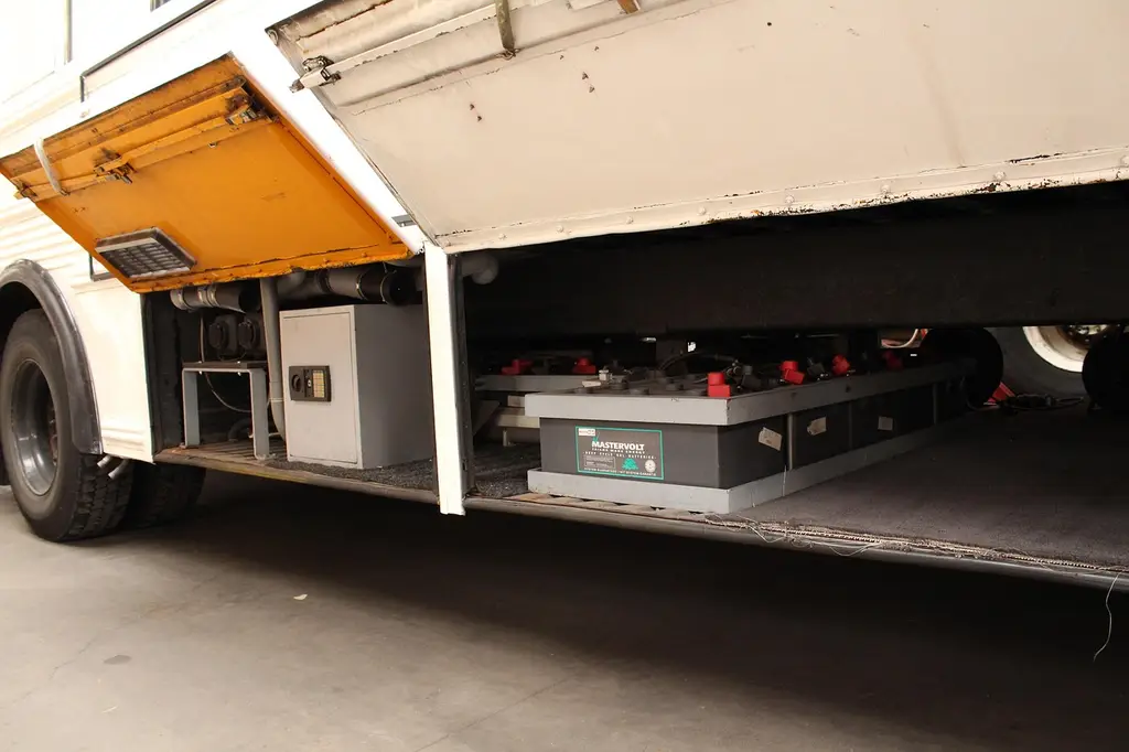 battery, battery food truck, battery, battery, battery, battery, battery