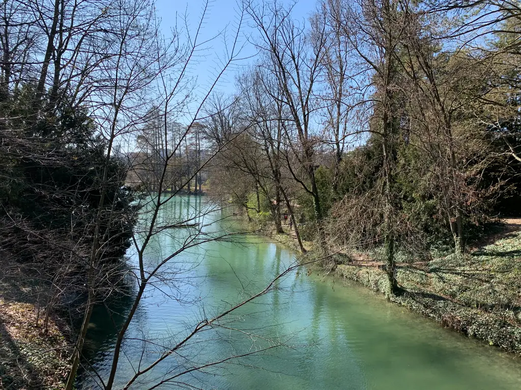 Parc de la Tête d'Or, Lyon, France - nature à proximité du vélodrome
