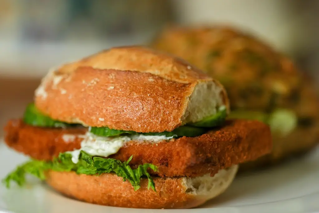 sandwich, fish fillet, fried fish, breaded fish, enjoy the meal, bun, baked fish roll, sandwich, sandwich, fried fish, fried fish, fried fish, fried fish, fried fish, breaded fish