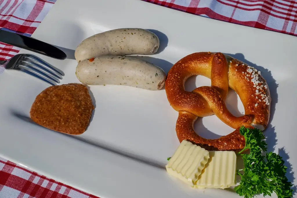 white sausages, sausage, sausages, bavarian, specialty, white sausage breakfast, white sausage, pretzel, butter, sweet mustard, parsely, food, yummy, hearty, breakfast, sausage, sausage, sausage, sausage, sausage, sausages, bavarian, white sausage, white sausage, white sausage, pretzel, pretzel
