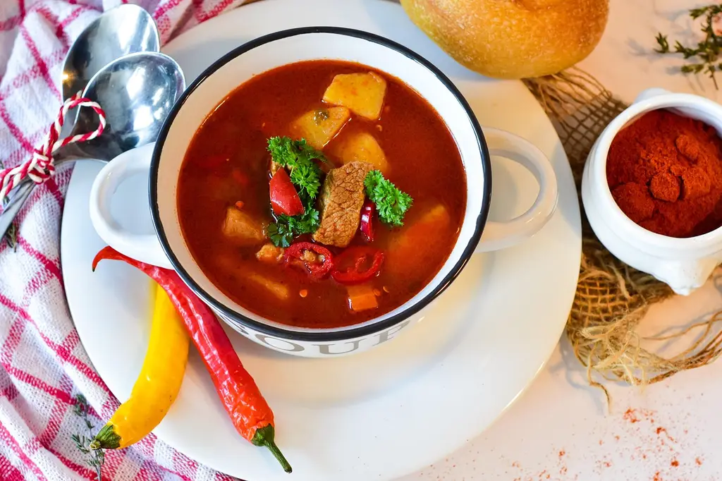 goulash, soup, dish, food, goulash soup, stew, broth, meat, vegetables, potatoes, paprika, paprika powder, hot, spicy, cooked, delicious, cuisine, hungarian, food photography, bowl, plate, goulash, goulash, goulash, soup, stew, stew, stew, stew, stew