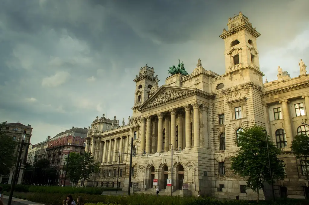néprajzi, múzeum, budapest, hungary, ethnographic, museum, europe, palace, nature, architecture, sun, sky, clouds, street, building, city, outdoor, national