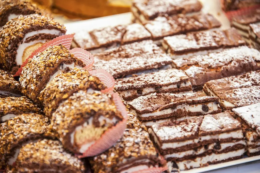 pastries, italy, sicily, sweet, dessert, italian, sicilian, homemade, traditional, delicious, filling, baked, chocolate, cream, almond, ricotta, brown dessert, brown chocolate, italy, italy, italy, sicily, sicily, sicily, sicily, sicily, dessert, sicilian, sicilian, sicilian, chocolate, ricotta