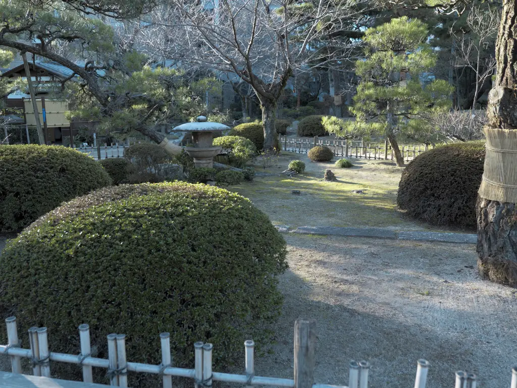 Hiroshima Shukkeien hdsr Garden S5 02