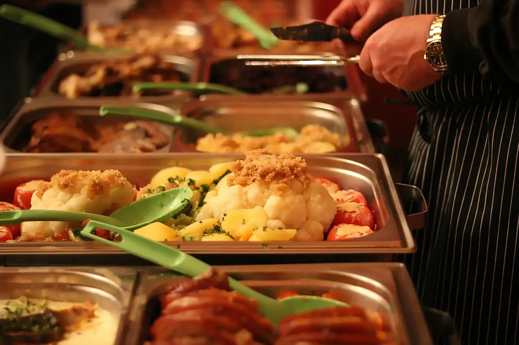 meal, hand, gastronomy, dinner, gourmet, buffet, tasty, delicacy, serve, spoon, potatoes, cauliflower, kitchen, cook, dish, buffet, buffet, buffet, buffet, buffet