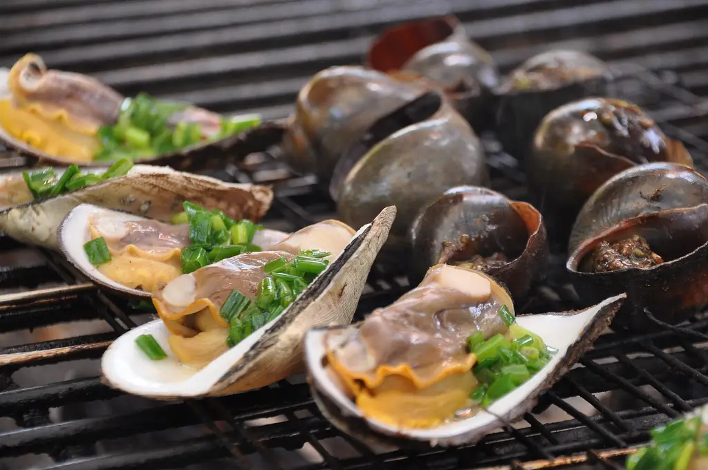 grilled scallops, seafood, grilled seafood, shellfish, vietnamese food, street food, seafood, seafood, vietnamese food, vietnamese food, vietnamese food, vietnamese food, vietnamese food, street food, street food, street food