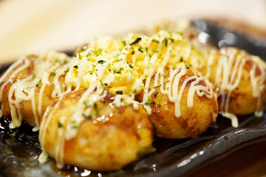 takoyaki, gourmet, food, meal, delicious, restaurant, eat, cooking, japanese meal, japanese food, osaka, powder of, cook, eating, takoyaki, takoyaki, takoyaki, takoyaki, takoyaki