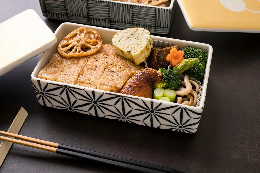bento, lunch box, japanese cuisine, japanese food, japanese meal, yakiniku, bento, bento, lunch box, lunch box, lunch box, lunch box, lunch box