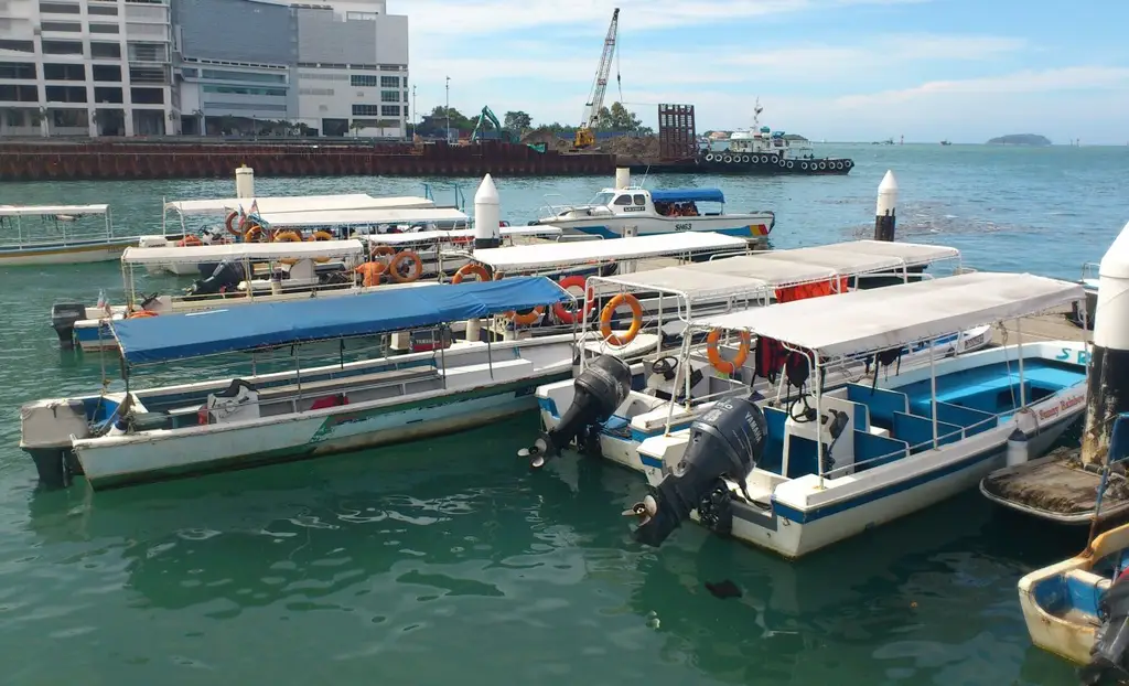 Kota Kinabalu - Boats to TAR Marine Park