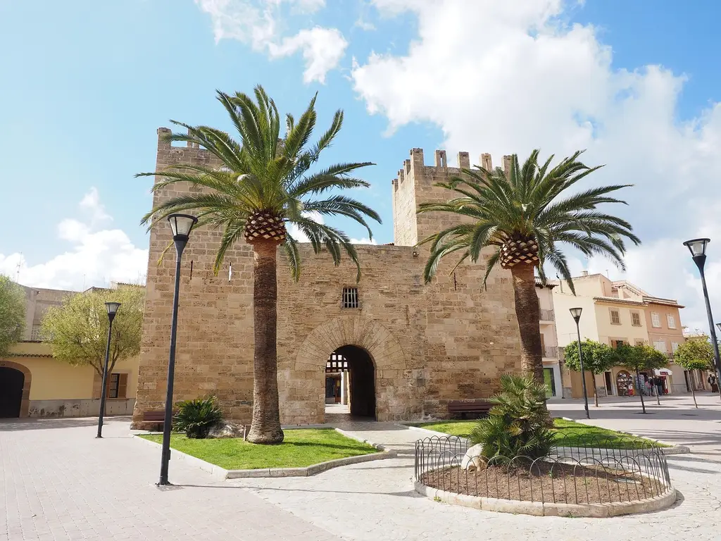 city gate, porta del minor, porta de xara, alcúdia, mallorca, tower, defensive tower, city wall, gate, mallorca, mallorca, mallorca, mallorca, mallorca