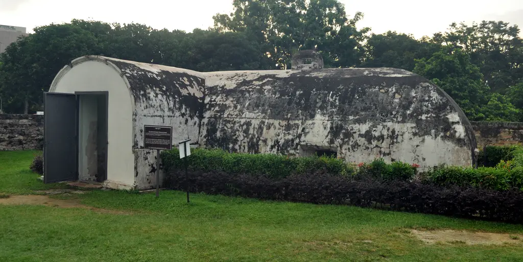 George Town - Fort Cornwallis 03