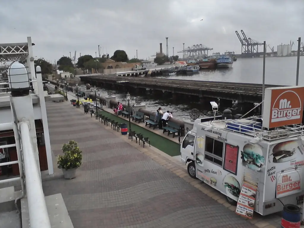 Port-Grand-Karachi-02
