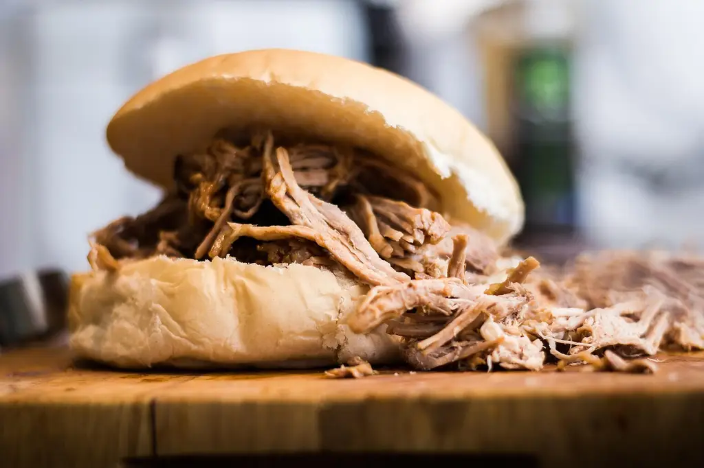 pork, meat, slow cooked, food, dinner, meal, sauce, slow, roast, cuisine, pulled, shredded, cooked, hearty, savory, baked, pig, wooden, grilled, barbecue, dish, bread, bun, pulled pork, bbq, bakery, cooking, fresh, roll, soft, brown cooking, brown meat, brown bread, brown dinner, pulled pork, pulled pork, pulled pork, pulled pork, pulled pork