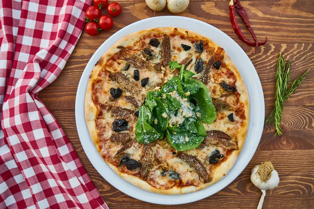 plate, pizza, dish, meal, italian, food, snack, nutrition, delicious, restaurant, fresh, italian food, italian cuisine, flat lay, composition, food photography, pizza, pizza, pizza, pizza, pizza, restaurant