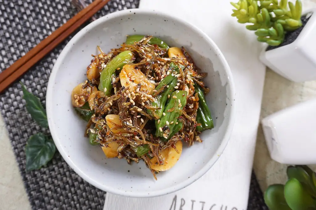 anchovies, side dish, food, cuisine, boiled anchovies, korean side dish, stewed red pepper, simmered chilli pepper, korean, tasty, delicious, anchovies, anchovies, anchovies, anchovies, anchovies, side dish, korean
