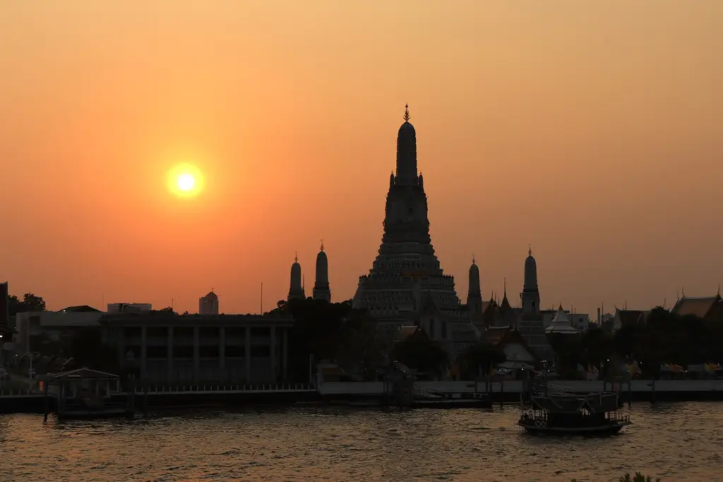 wat arun, sunset, nature, bangkok, thailand, temple, buddhist temple, tourist attraction