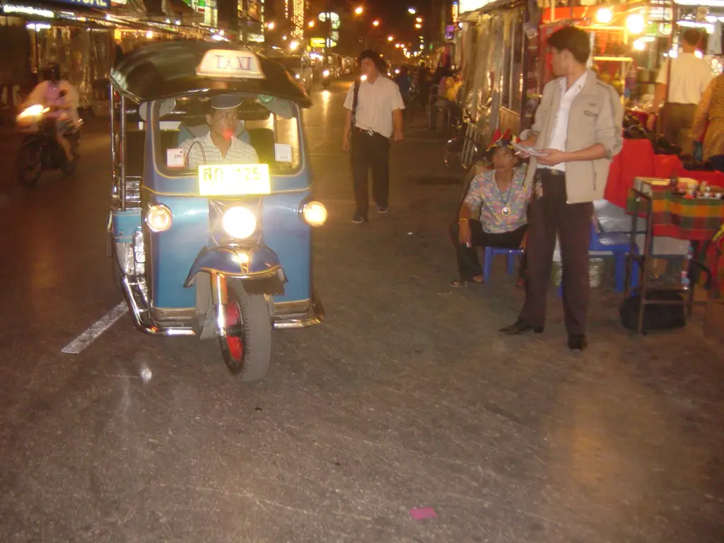 Chiang Mai Night Bazaar1