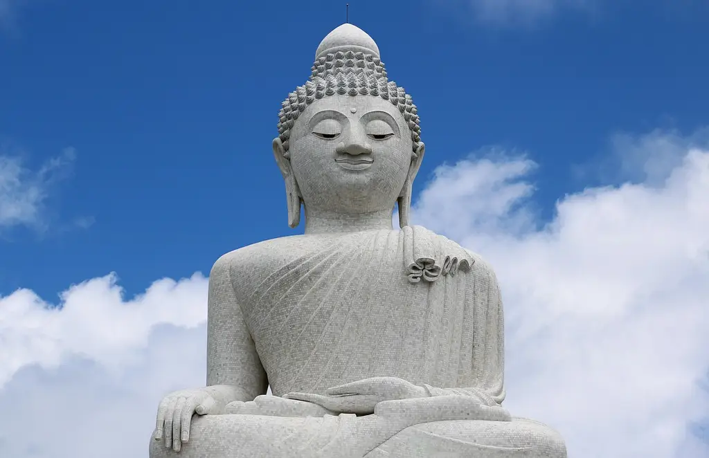 buddha, phuket, the big buddha of phuket, big buddha, buddha statue, statue, landmark, thailand, buddhism, buddha purnima, clouds, religion, temple, thai buddha, god, deity, nature, tiles statue