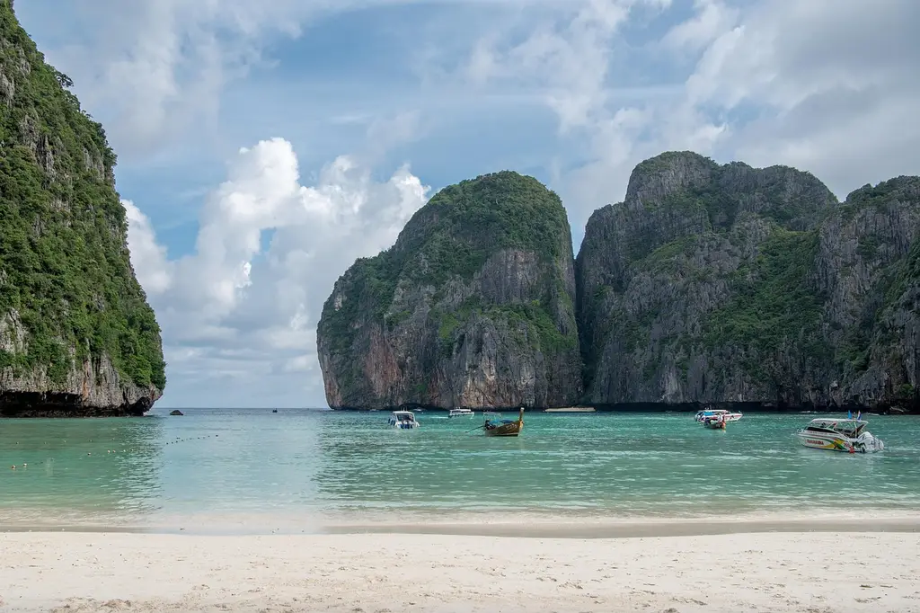 phi phi islands, phi phi lay, maya bay, thailand, beach, island, phuket, landscape, sea, coast, water, nature, paradise, seascape, maya bay, maya bay, phuket, phuket, phuket, phuket, phuket