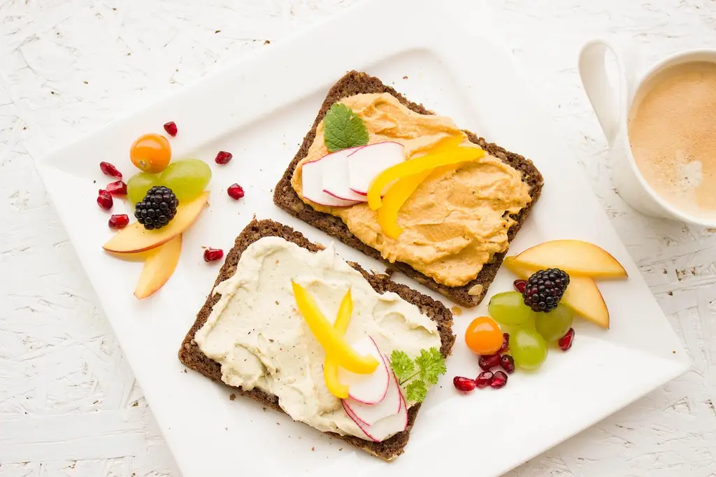 breakfast, healthy, hummus, spread, whole wheat bread, whole wheat, vegan, vegetarian, nutrition, delicious, dish, meal, eat, plate, tasty, food, vitamins, fruits, morning, diet, flat lay, composition, food photography, breakfast, breakfast, breakfast, food, food, food, food, food