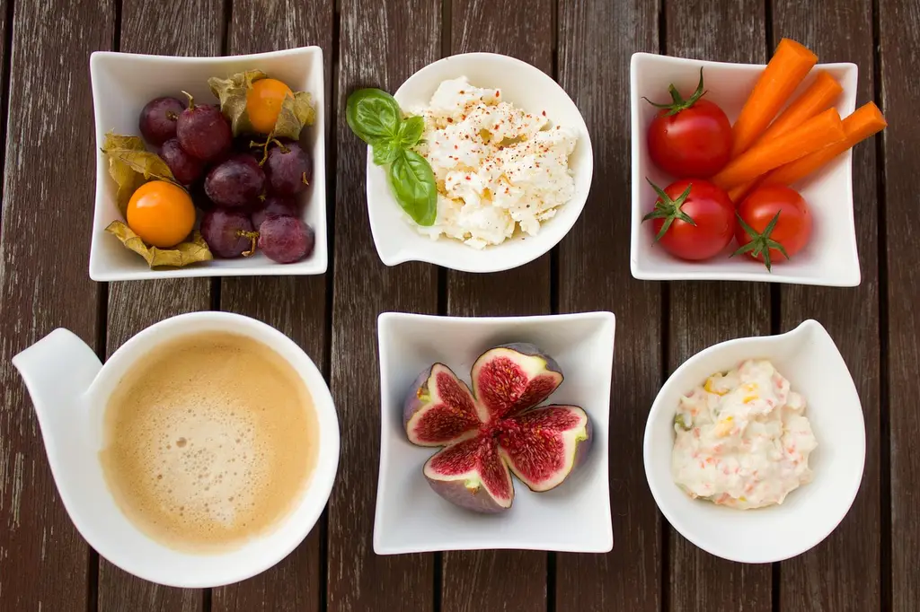 breakfast, vegetables, coffee, fig, fruit, coffee cup, cheese, spread, healthy, nourishment, tasty, food, vegetarian, yummy, meal, breakfast table, vitamins, multicoloured, have breakfast, in the morning, early, cup, plate, health, hummus