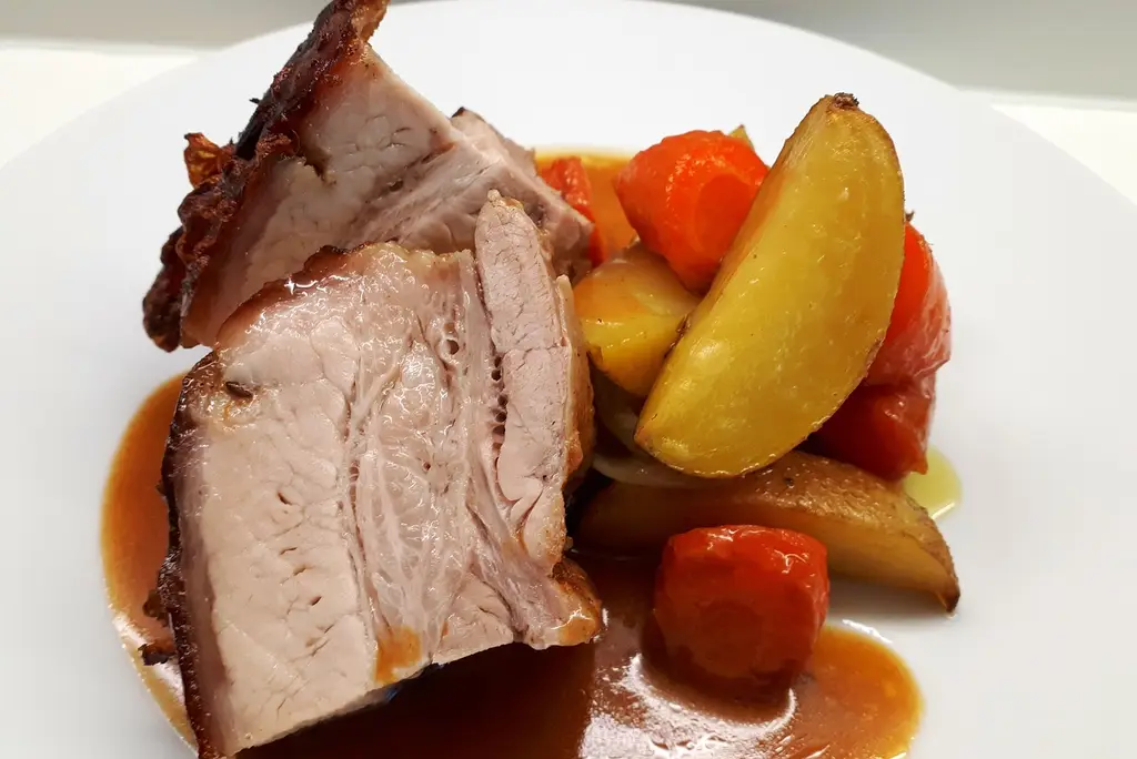roast pork, roast crust, enjoy the meal, meal, bavarian, sunday dinner, sunday roast, pig, flesh, vegetables, roast pork, sunday roast, sunday roast, sunday roast, sunday roast, sunday roast