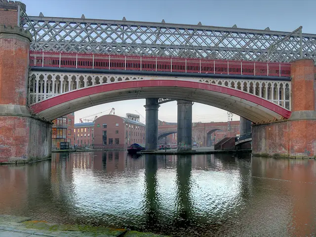 Bridgewater Canal, Castlefield Viaducts at Giant's Basin - geograph.org.uk - 5285694