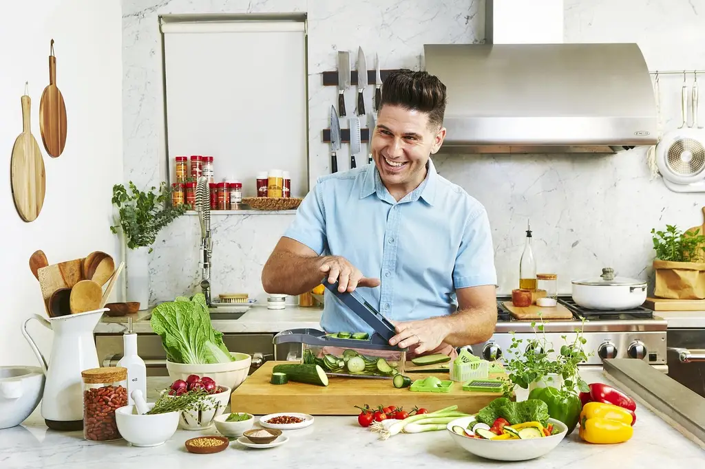 chef, james tahhan, kitchen, tv personality, celebrity, cooking, chef, chef, chef, kitchen, celebrity, cooking, cooking, cooking, cooking, cooking