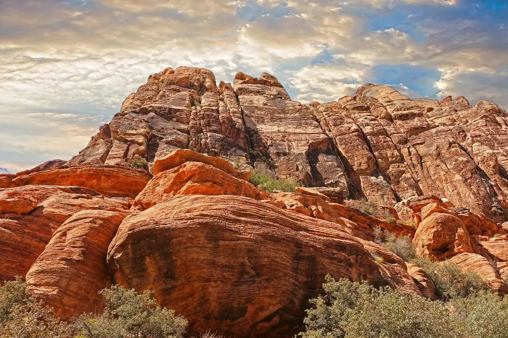 mountains, red rocks, canyon, cliffs, rock formations, rocky cliffs, erosion, badlands, steep, las vegas, desert, rocks, nevada, nature, landscape, sandstone, scenic, geology, outdoors, arid, canyon, las vegas, las vegas, las vegas, las vegas, las vegas, desert, desert, nevada, geology