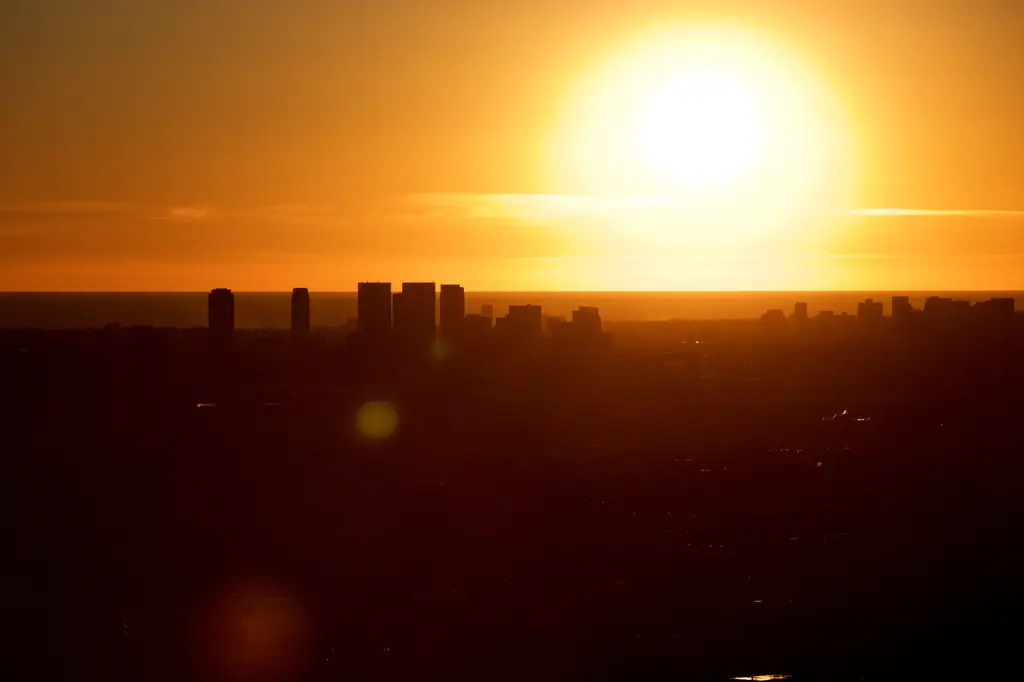 Griffith Observatory skyline at sunset. (Unsplash)