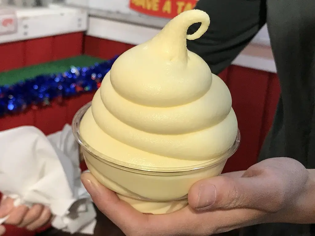 pineapple, ice cream, soft serve, soft serve, soft serve, soft serve, soft serve, soft serve