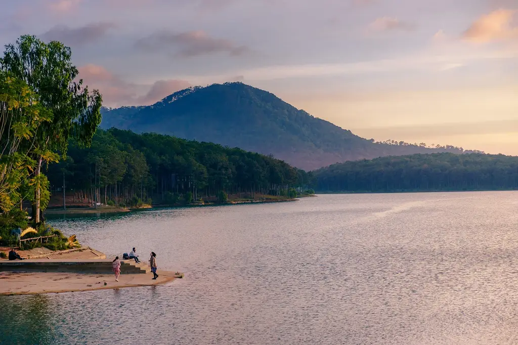 lake, sunset, beach, people, da lat, vietnam, nature, landscape