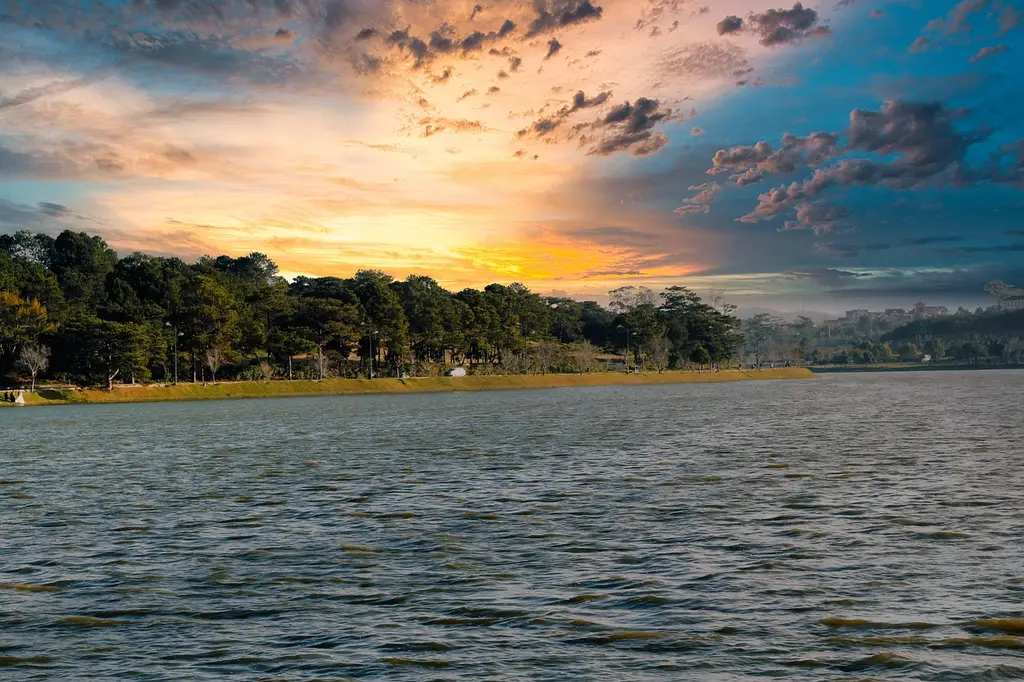 lake, xuan huong, da lat, nature, vietnam, sky, cloud, wave, beauty, sunset
