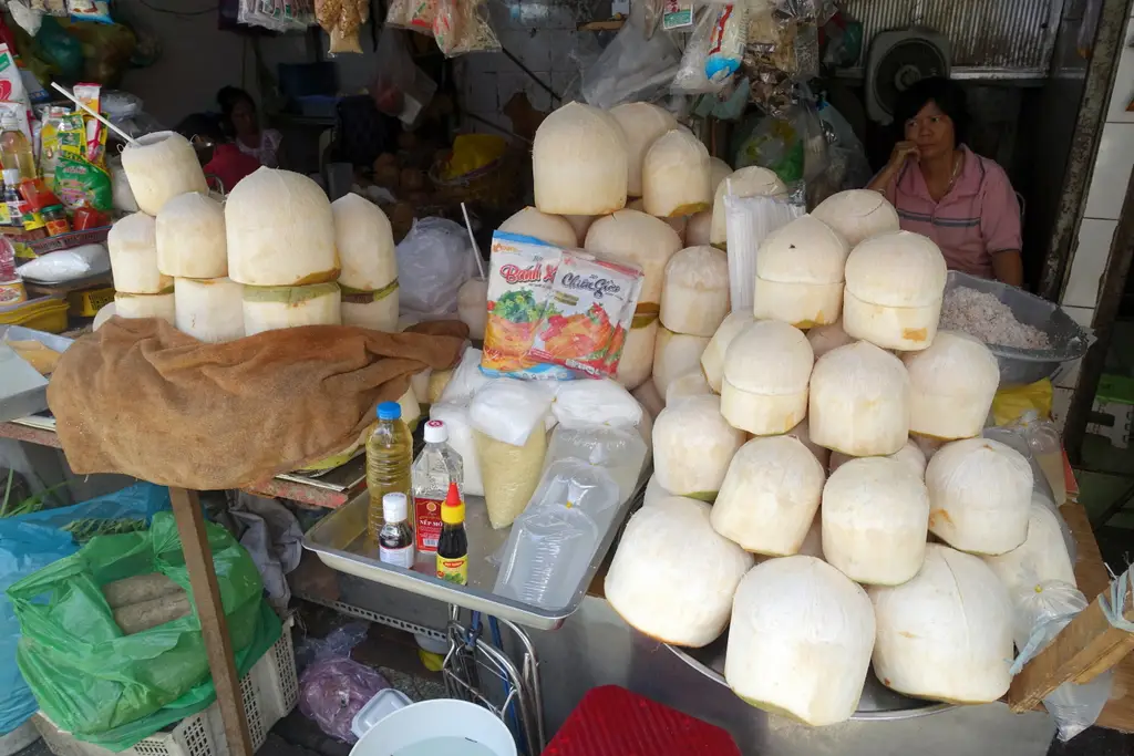 Produce in Ben Thanh Market - Ho Chi Minh City, Vietnam - DSC01127